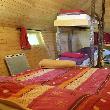 Village - Defiplanet' Holiday park Dienne (Vienne)