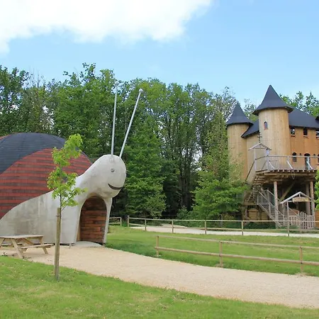 Village - Defiplanet' Holiday park