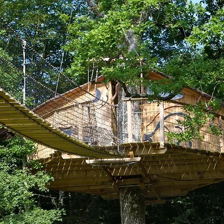 Village - Defiplanet' Dienne (Vienne)