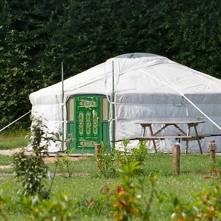 Holiday park Village - Defiplanet'
