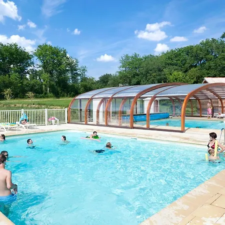 Holiday park Village - Defiplanet'