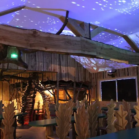 Village - Defiplanet' Holiday park *