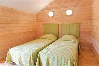 Holiday park Village - Defiplanet' Dienne (Vienne)