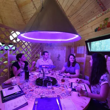 Village - Defiplanet' Holiday park