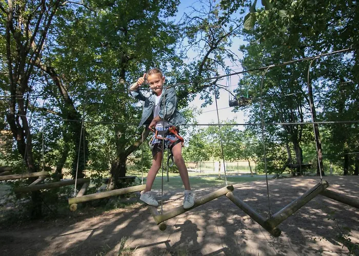 Village - Défiplanet' *