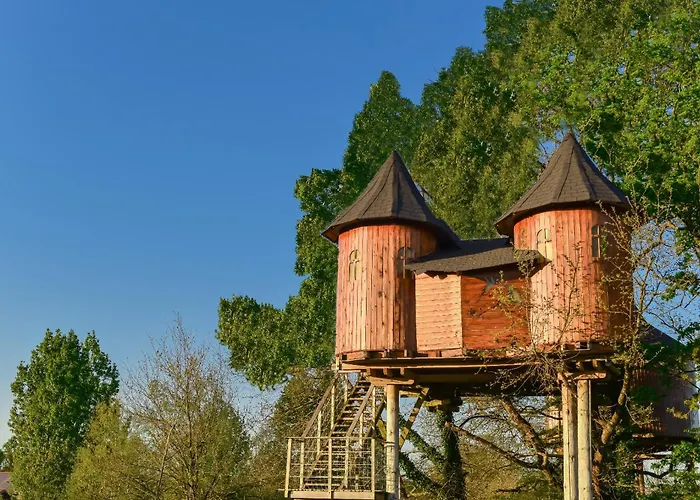 Village - Défiplanet' Parque de vacaciones