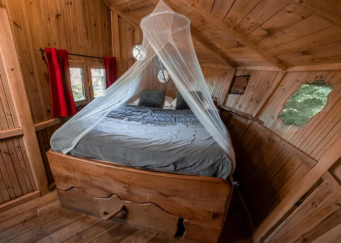 Parque de vacaciones Village - Défiplanet'