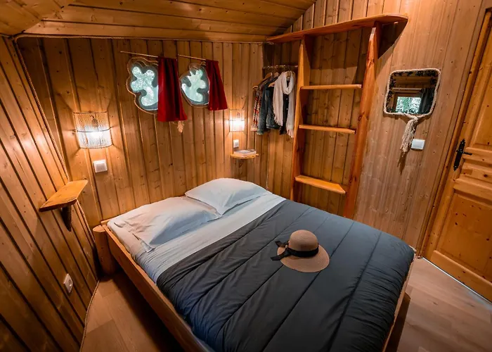 Parque de vacaciones Village - Défiplanet'