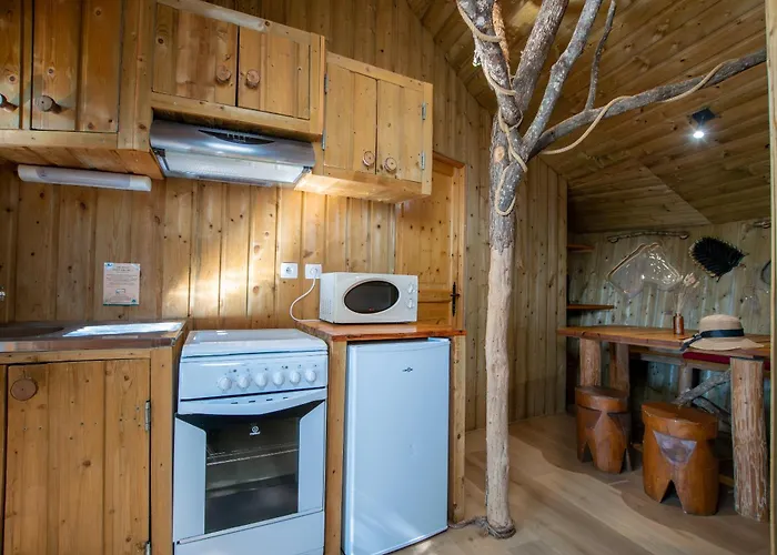 Village - Défiplanet' *