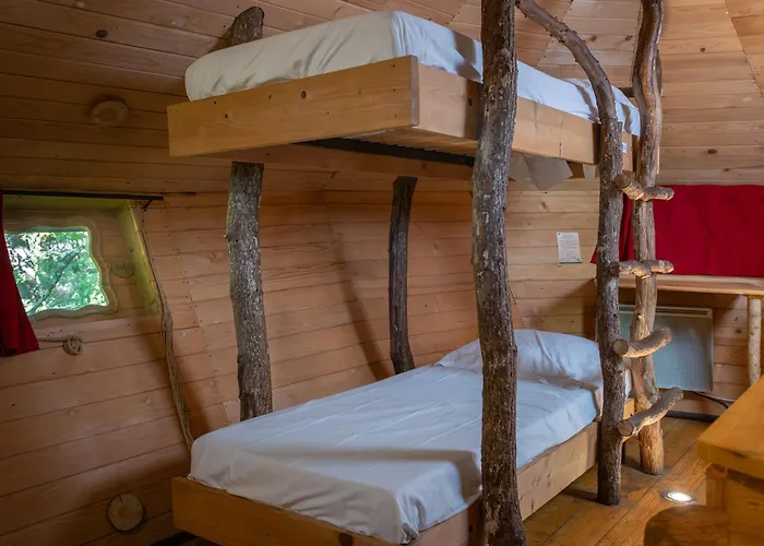 Parque de vacaciones Village - Défiplanet' *