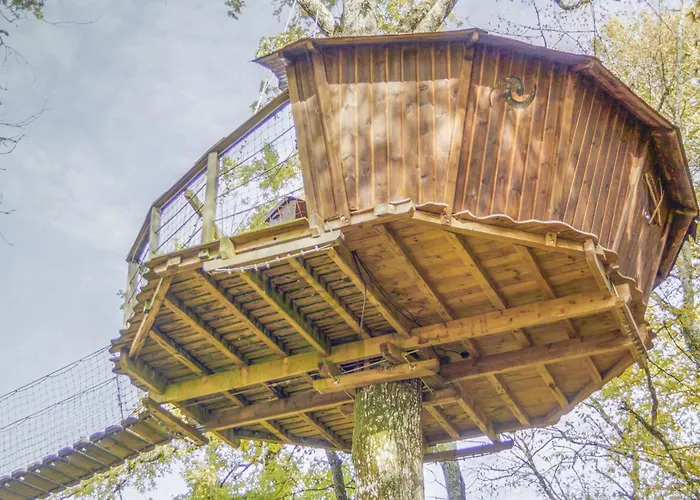 Village - Défiplanet' Parque de vacaciones Dienné